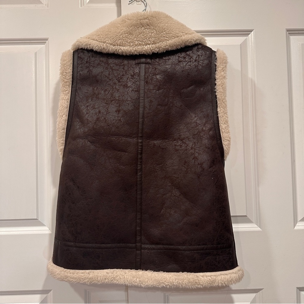 OFFLINE by Aerie Sherpa Lined Faux Leather Vest - Picture 12 of 17